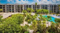 Beachfront 2bdr Condo, Pool & Hot Tub w/ Ocean Views Papaya Place by Avantstay
