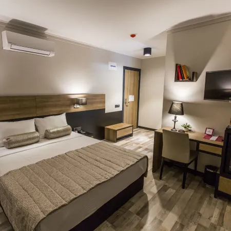 Kalevera Hotel