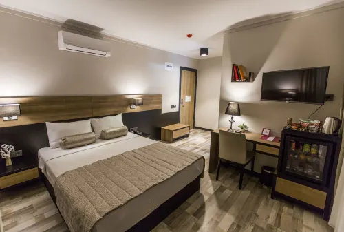 Kalevera Hotel