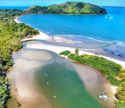 Beautiful new apartment! Hotels near Praia de Itamambuca