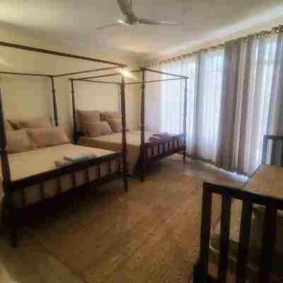 Charming 3 bedroom guesthouse - 2300 Rooms