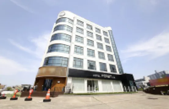 Sokcho Hotel Foret โรงแรมใกล้ทะเลสาบชองโช