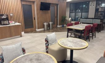 Best Western Plus Pearland/Houston Medical Center Hotel