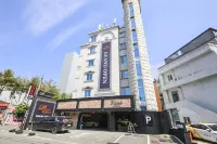 Daejeon Yongjeon Piano Hotels in Dong-gu