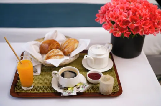 Tana-Boutique Hôtel Отели рядом с достопримечательностью «Рува»