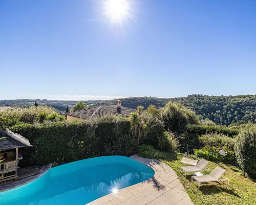 Stunning House A/C 5BR/10P - Antibes ビオットのホテル