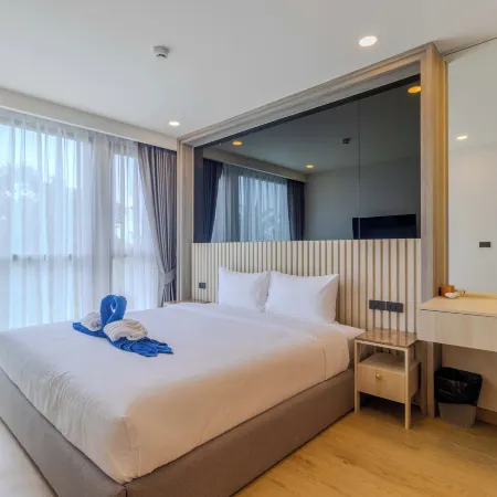 Prime Location 1BR Near Beach Club C240