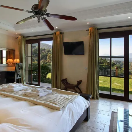 FREE €650 Daily Lux Pack - 7 Bed Villa, pools, spa