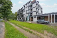 Holiday Studio With Balcony, Indoor Pool, Sauna - parking