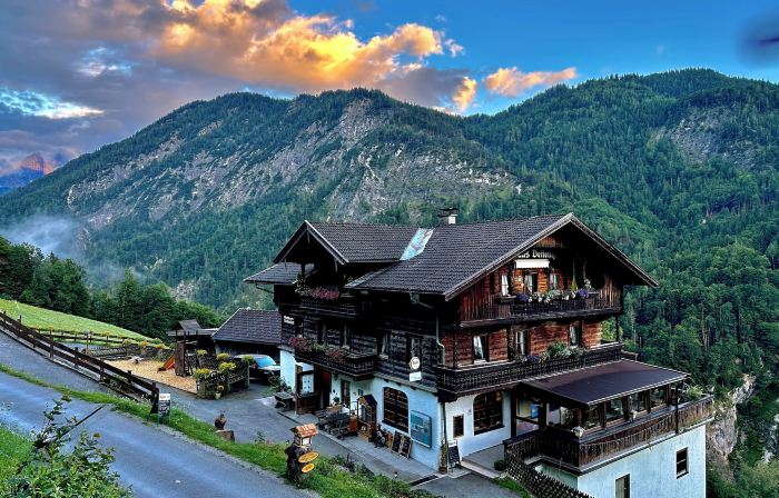 Veitenhof Alm im Autofreien Kaisertal