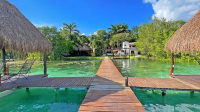 Hotel Isabella Bacalar Front Lagoon