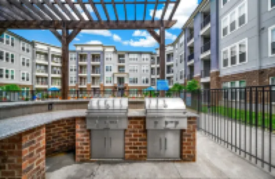 Landing Furnished Apartments - Central West End