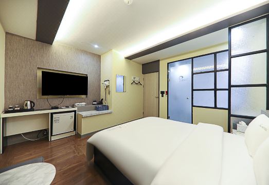 화장실 및 스파 시설