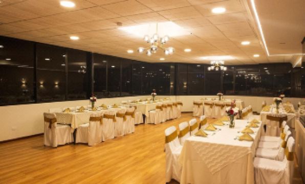 Hotel Italia Cuenca - Tranvia Centro & Aeropuerto