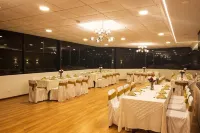 โรงแรม อิตาเลีย คูเอนกา - ทรานเวีย เซนโตร และ สนามบิน - พร้อมอาหารเช้า