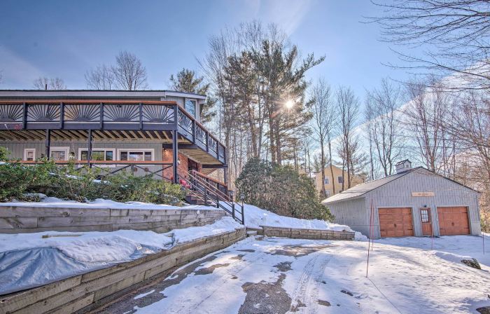 Pet-Friendly Gilford Home by Gunstock Ski Mountain