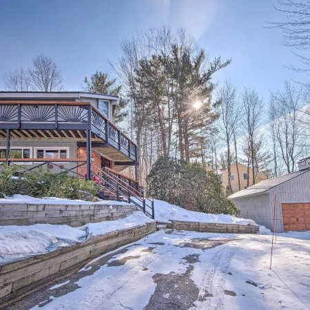 Pet-Friendly Gilford Home by Gunstock Ski Mountain
