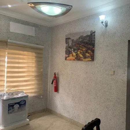 ELLEX SLEEVES APARTMENT