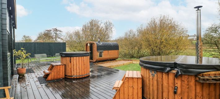 Bee Hive Hotels in Oakham