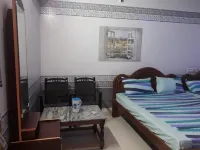 Sri Priya Lodge