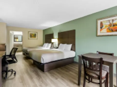Quality Inn Hillsville Hotels in Woodlawn
