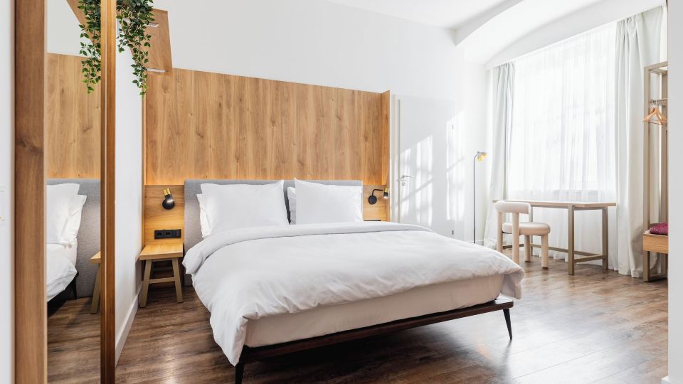 FortyPlusOne Hotel
