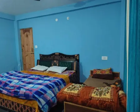 Brother's in Mountains Hotels in Sosan