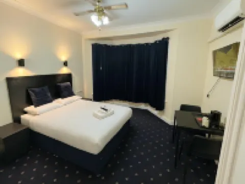 shabi inn Hotels in Ilford