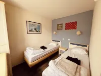 Duplex for 4 overlooking the port of Crouesty