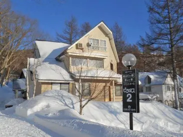 素泊り・Ｂ＆Ｂ 天空のライブハウス「ペンション ピラタス 2」