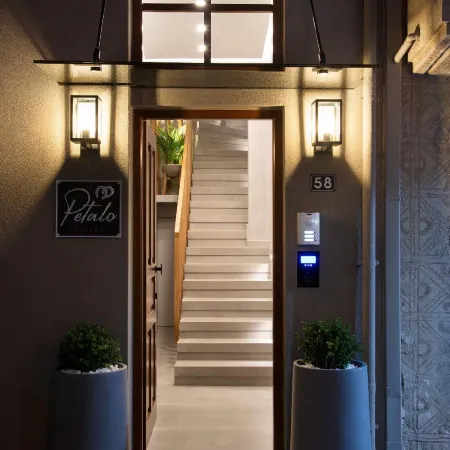 Petalo Suites