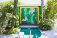 Orchid Key Inn - Adults Only - Hot Tub
