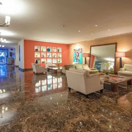 Direct Oceanfront 1,200sf 1BR/2Bth Condo; Full 4star Hotel Service; Walk to All!