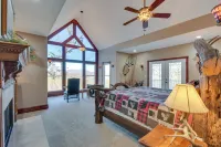 Hot Tub, Arcade & Casino! Blue Ridge Mtn Mansion - balcón