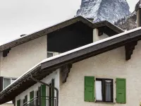 Chalet Antoine Hotels near مركز المدينة