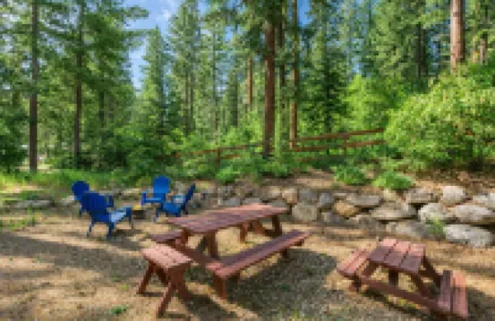 就是簡單的度假3卧室的家由NW舒適小屋由RedAwning