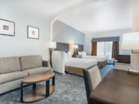 รามาดา บายวินด์แฮม เบเกอร์สฟีลด์ นอร์ท โรงแรมในเบเกอร์สฟีลด์