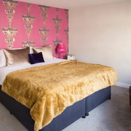 Dream Stays Bath - Queen Street Loft Apartment
