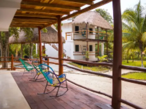 Royal Palm Bacalar Cabañas & Lagoon Club Hoteles en Bacalar