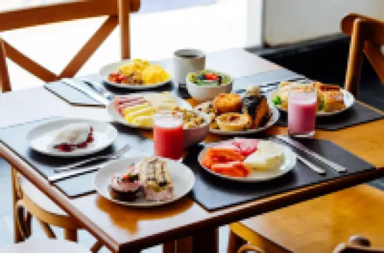 El Aram Beach Express