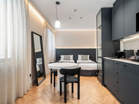 Pacifico Suites Near Retiro