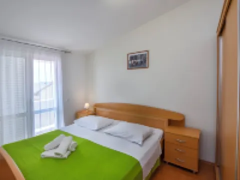 Apartments Jasna Hotels in Primosten