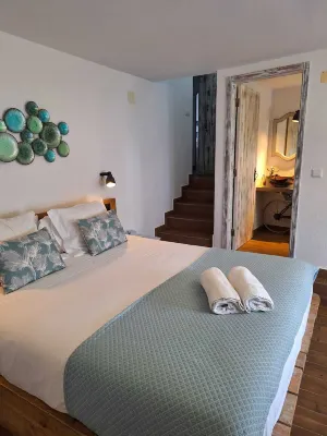 Lovin Book Guesthouse - parking