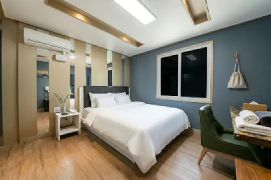 Busan Gijang Hotel Feoh Hotels near Baegdusa Temple