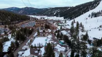 The Ridgeline by Avantstay Shared Pool + Hot Tub + Sauna Ski-in Access + Village Walk - Kitchens