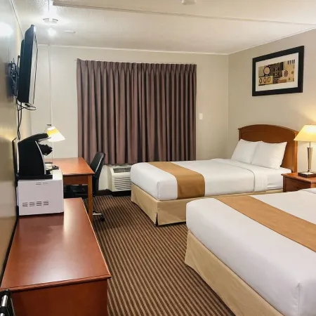 Northern Lights Inn & Suites