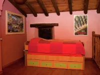 El Aguila, Stone Cottage Hotels in Alajar