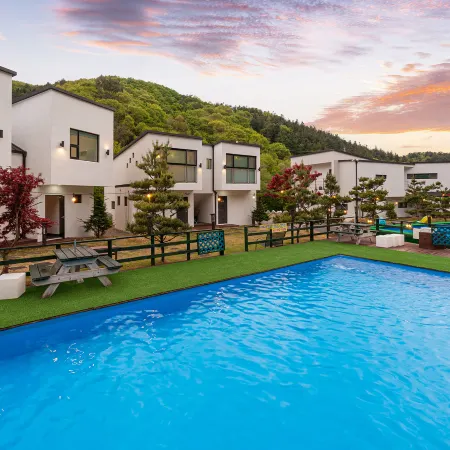 Muju the Haru Pool Villa