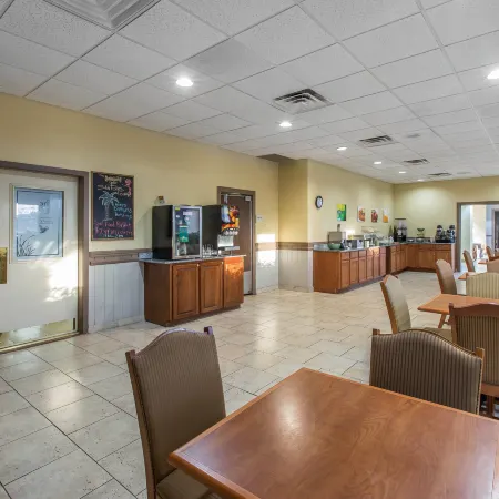 Quality Inn & Suites Conference Center Thomasville