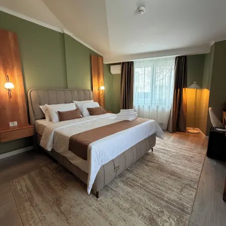 Sawei Urban Hotel